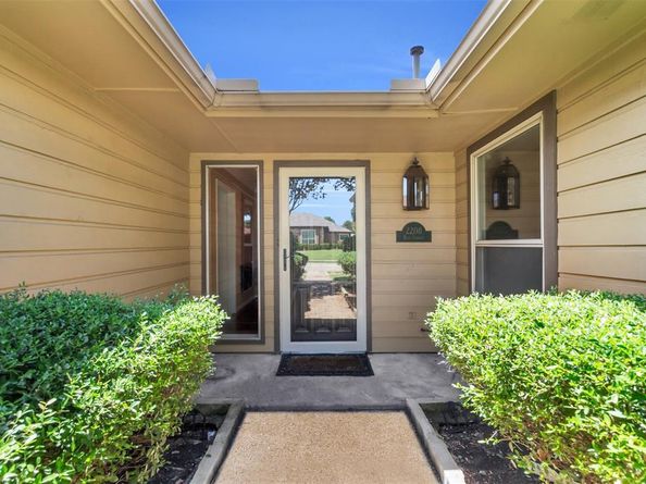 2208  Blue Cypress Drive , Richardson Texas 75082