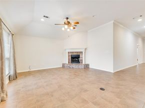 123  Crestpark Drive  36, Cedar Hill Texas 75104