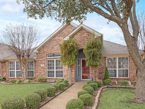 123  Crestpark Drive  36, Cedar Hill Texas 75104