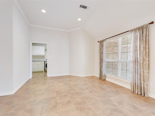 123  Crestpark Drive  36, Cedar Hill Texas 75104