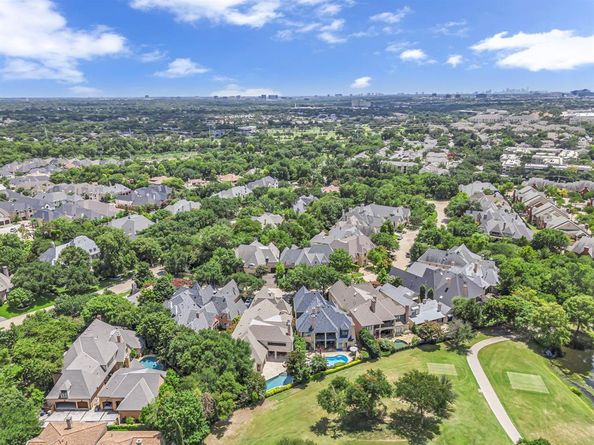 48  Kennington Court , Dallas Texas 75248