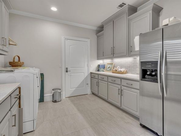 48  Kennington Court , Dallas Texas 75248