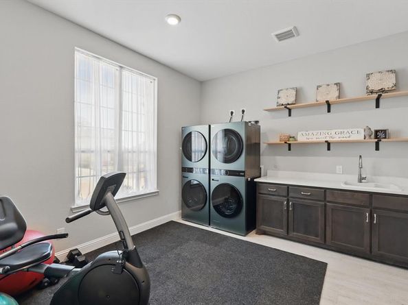 3905  Dashiell Drive , Flower Mound Texas 75022