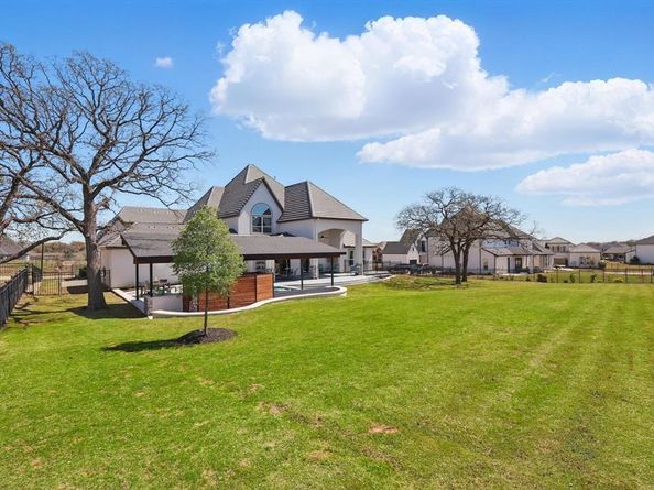 3905  Dashiell Drive , Flower Mound Texas 75022