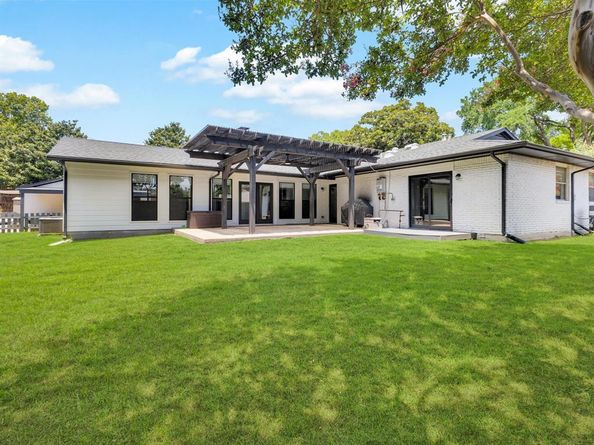 3936  Cedar Bayou Drive , Dallas Texas 75244