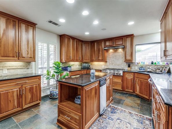 11723  Pine Forest Drive , Dallas Texas 75230