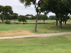 5981  Arapaho Road  1503, Dallas Texas 75248