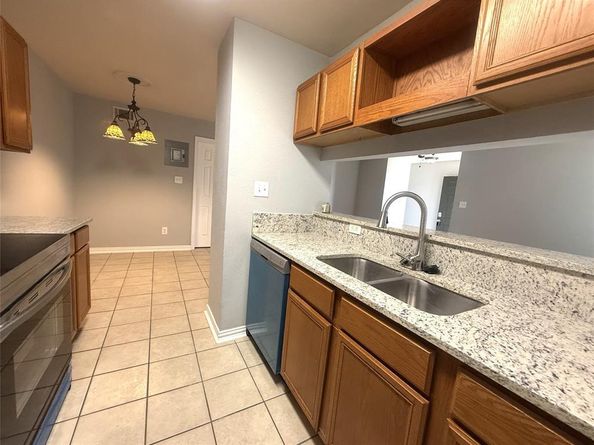 5981  Arapaho Road  1503, Dallas Texas 75248