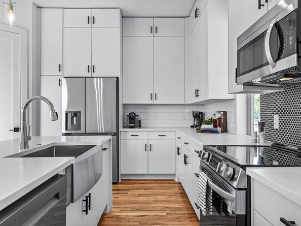 4204  San Jacinto Street  101, Dallas Texas 75204