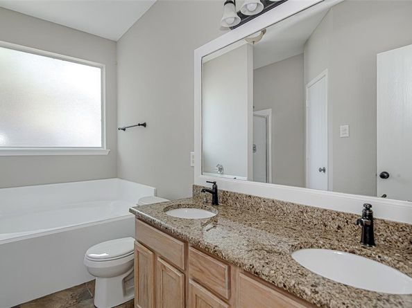1029  Mckavett Drive , Fort Worth Texas 76140