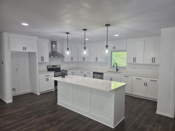8354  Sussex Street , White Settlement Texas 76108