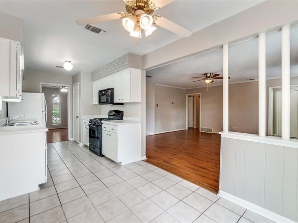 743  Kingswood Avenue , Richardson Texas 75080