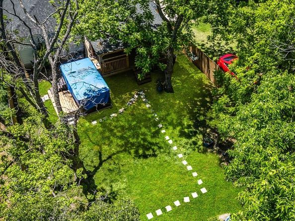 3807  Falls Drive , Dallas Texas 75211