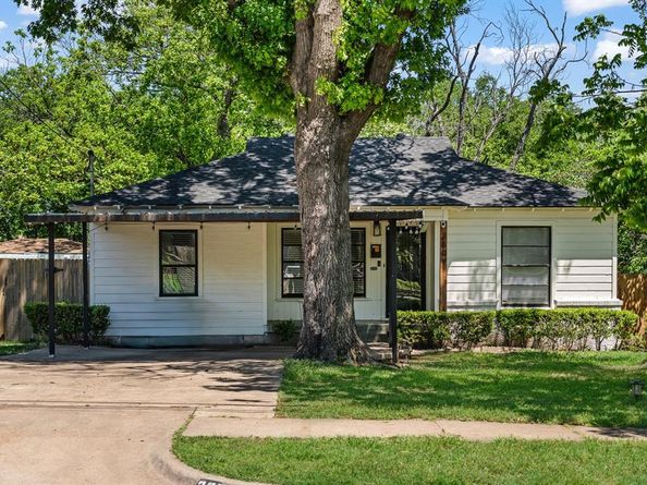 3807  Falls Drive , Dallas Texas 75211