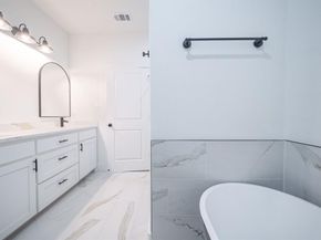 3411  Ladd  , Dallas Texas 75212