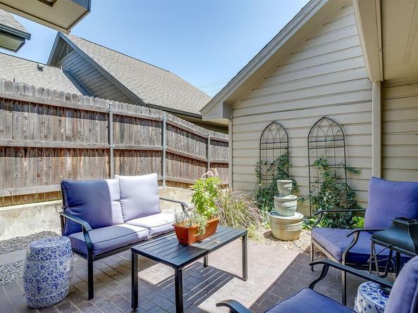 1301  Belle Place , Fort Worth Texas 76107
