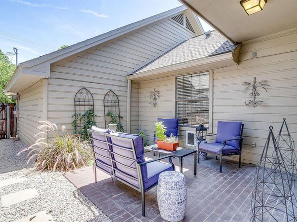 1301  Belle Place , Fort Worth Texas 76107