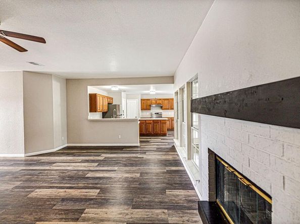 2131  Post Wood Lane , Arlington Texas 76018