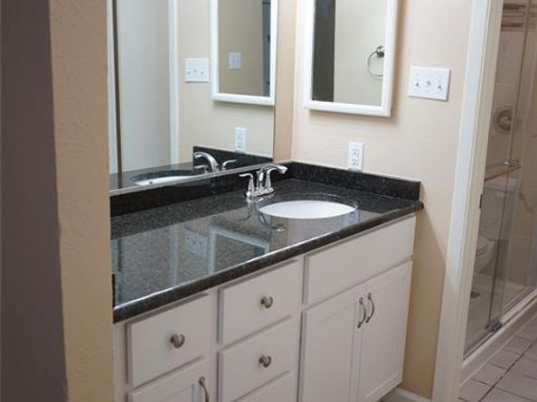 2108  Westkendal Lane , Arlington Texas 76015