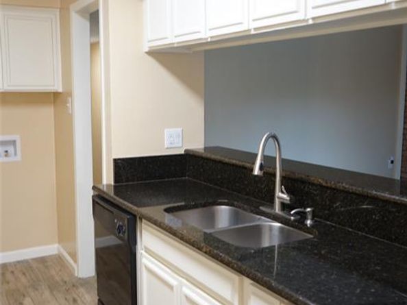 2108  Westkendal Lane , Arlington Texas 76015