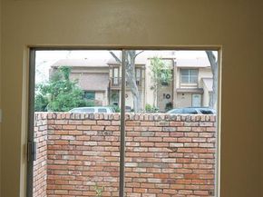 2108  Westkendal Lane , Arlington Texas 76015
