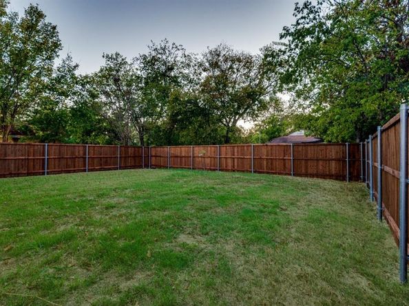3105  Crossman Avenue , Dallas Texas 75212