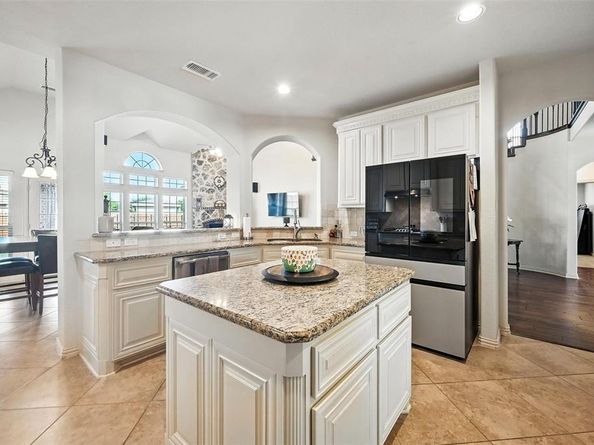6153  Gibbons Creek Street , Fort Worth Texas 76179