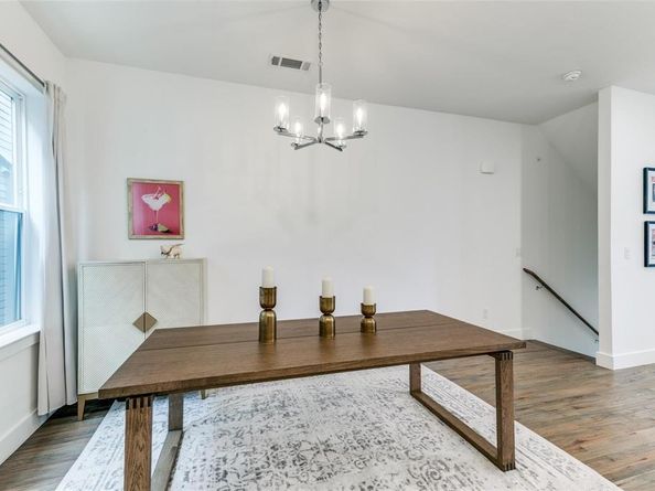 4205  Roseland Avenue  203, Dallas Texas 75204