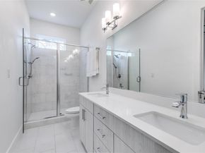 4205  Roseland Avenue  203, Dallas Texas 75204