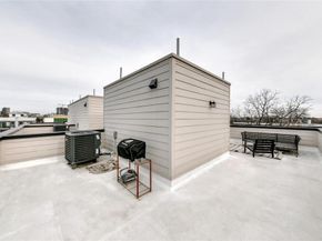 4205  Roseland Avenue  203, Dallas Texas 75204