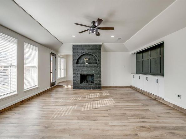 317  Northglen Drive , Hurst Texas 76054