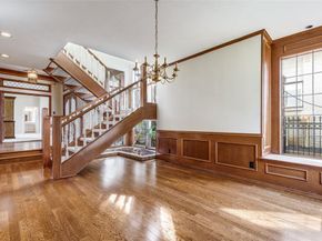 5014  Village Court , Dallas Texas 75248