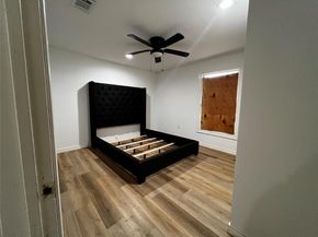 1410  Doyle Avenue , Dallas Texas 75203