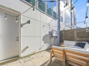 5711  Bryan Parkway  103, Dallas Texas 75206