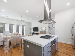 5711  Bryan Parkway  103, Dallas Texas 75206