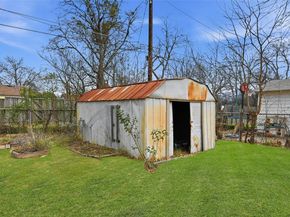 853  Nash Street , Garland Texas 75040