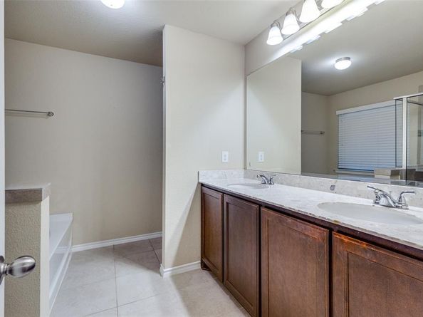 10832  Live Oak Creek Drive , Fort Worth Texas 76108