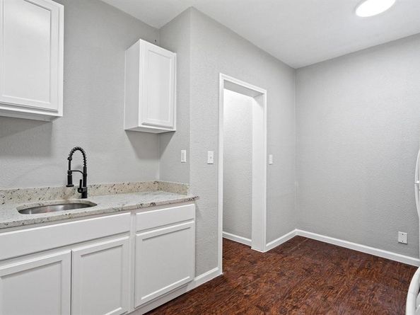 412  Chicago Avenue , Fort Worth Texas 76103