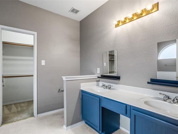 808  Dunkirk Lane , Arlington Texas 76017