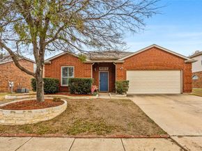 808  Dunkirk Lane , Arlington Texas 76017