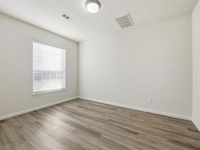 2717  Aspenhill Drive , Denton Texas 76209