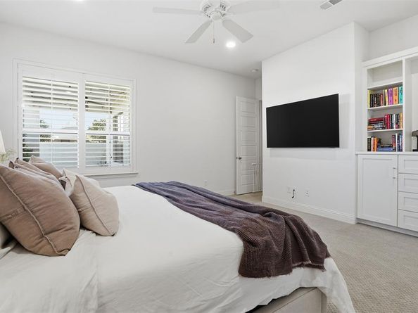 323  Sunset Lane , Fort Worth Texas 76114