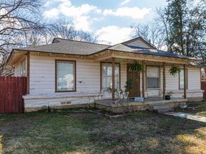 1522  Traymore Avenue , Dallas Texas 75217