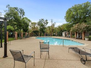 24  Abbey Road , Euless Texas 76039