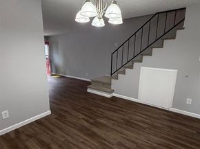 24  Abbey Road , Euless Texas 76039