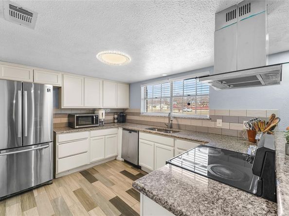 2229  Aloha Drive , Mesquite Texas 75150