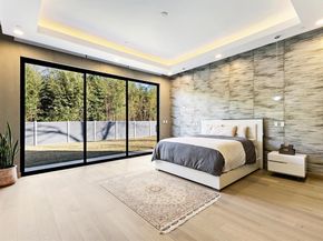 10230  Marsh Lane , Dallas Texas 75229