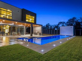 10230  Marsh Lane , Dallas Texas 75229