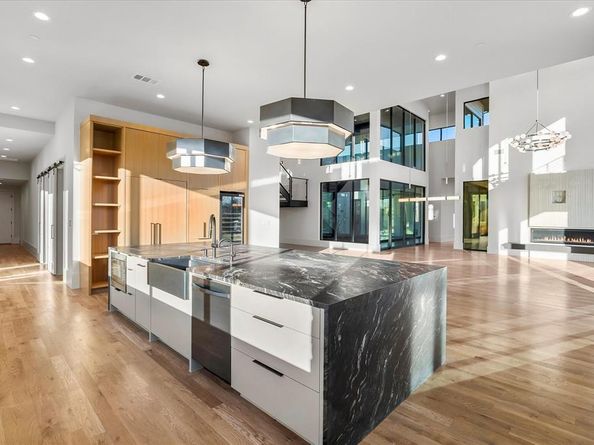 207  Sunset Point Trail , Heath Texas 75032