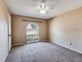 2102 E Timberview Lane , Arlington Texas 76014